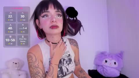 Snapshot of gothv chatting on July 2026 11:05:02 AM Violet online show from July 2026 11:05:02 AM
