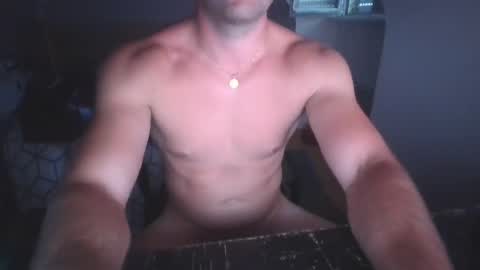 goura2000 online show from July 2026 05:28:01 PM