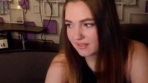 Snapshot of grace054 chatting on November 2025 12:13:02 AM Grace online show from November 2025 12:13:02 AM