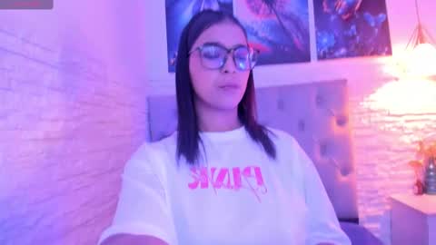 Snapshot of graceymilf999 chatting on March 2025 11:38:02 AM Gracey Milf online show from March 2025 11:38:02 AM