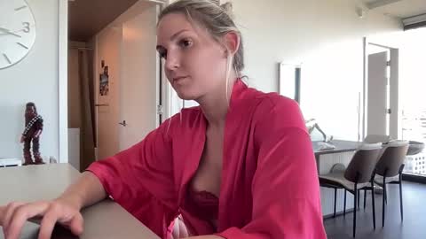 Gracie Mae online show from September 2025 08:25:01 PM