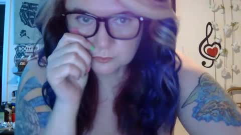 Snapshot of grateful42day chatting on June 2026 02:01:01 AM grateful42day online show from June 2026 02:01:01 AM