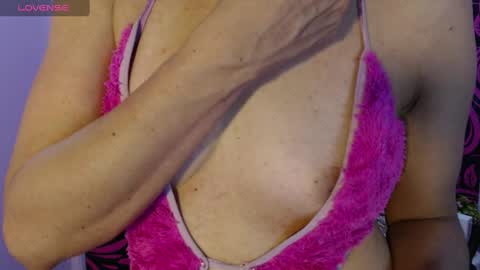 Isabella online show from February 2025 03:23:01 AM
