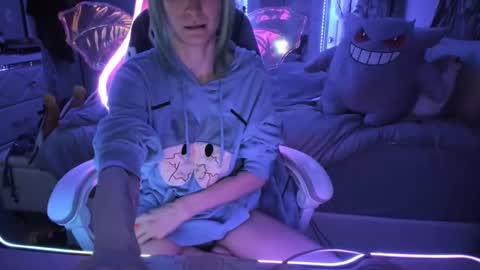 GreenEyedLovexo online show from October 2025 05:35:02 AM