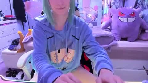 GreenEyedLovexo online show from November 2025 02:33:02 AM