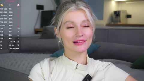 Kelly online show from May 2026 12:37:02 PM