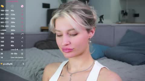 Kelly online show from May 2026 01:50:01 PM