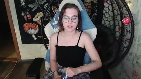 Lina online show from June 2026 12:06:02 PM