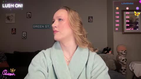 SexQueen Nikki online show from April 2026 03:05:01 AM