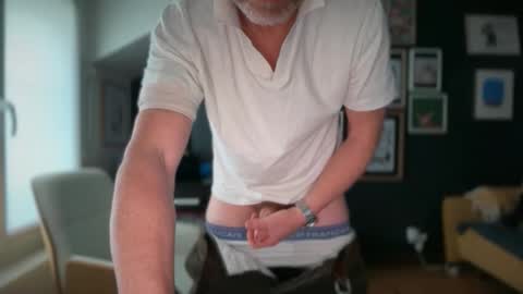 Snapshot of greggy92 chatting on January 2026 07:57:02 AM greggy92 online show from January 2026 07:57:02 AM