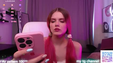 Snapshot of gretchen_mol chatting on February 2026 07:42:02 AM gretchen_mol online show from February 2026 07:42:02 AM