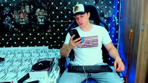 griego01 online show from May 2026 05:05:02 AM