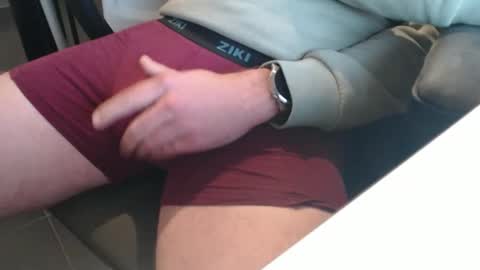 Griesie online show from November 2025 11:32:01 PM