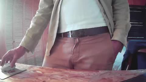 Snapshot of grimbergen123 chatting on October 2025 04:17:01 PM Grim online show from October 2025 04:17:01 PM