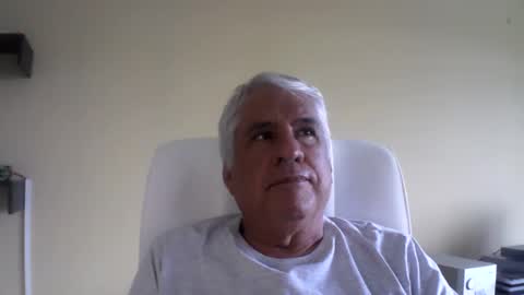 grisa01 online show from November 2025 02:38:02 PM