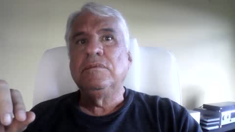 Snapshot of grisa01 chatting on December 2025 07:32:01 PM grisa01 online show from December 2025 07:32:01 PM