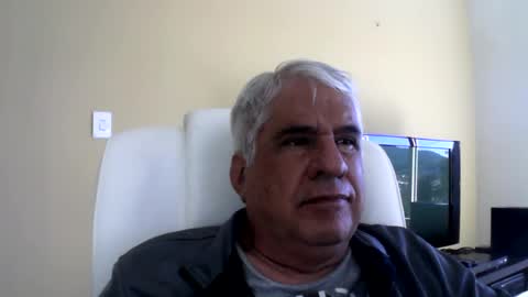 Snapshot of grisa01 chatting on June 2026 01:41:02 PM grisa01 online show from June 2026 01:41:02 PM