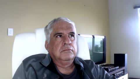 Snapshot of grisa01 chatting on June 2026 03:32:01 PM grisa01 online show from June 2026 03:32:01 PM