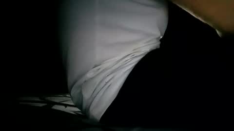 Snapshot of grly_boy chatting on November 2025 03:17:01 AM bigW2M online show from November 2025 03:17:01 AM