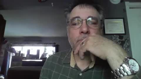 grossequeue200 online show from April 2026 06:07:01 PM