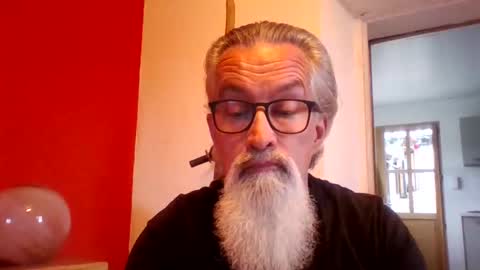 Snapshot of grybear60 chatting on December 2024 10:56:01 AM Grybear online show from December 2024 10:56:01 AM