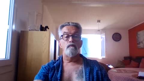 Grybear online show from June 2026 06:27:01 AM