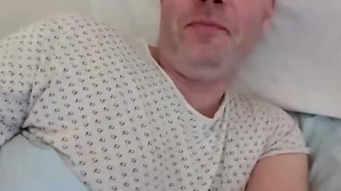 Snapshot of grzegorz34 chatting on February 2025 08:33:02 AM Greg online show from February 2025 08:33:02 AM