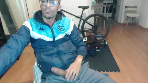 guachin_new online show from October 2025 11:27:01 AM