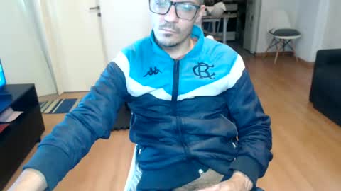 Snapshot of guachin_new chatting on June 2026 04:58:02 AM guachin_new online show from June 2026 04:58:02 AM