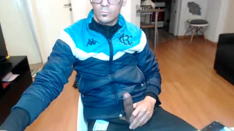 Snapshot of guachin_new chatting on June 2026 05:41:01 AM guachin_new online show from June 2026 05:41:01 AM