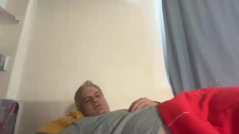 guardiannif_ online show from February 2026 10:19:02 AM