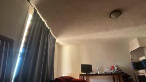 guardiannif_ online show from April 2026 11:16:01 AM