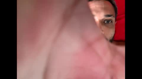 Snapshot of gucci4u2 chatting on May 2026 03:51:01 PM gucci4u2 online show from May 2026 03:51:01 PM