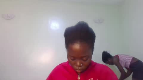Snapshot of gud_lunah1 chatting on June 2026 12:18:01 PM gud_lunah1 online show from June 2026 12:18:01 PM