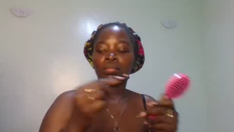 Snapshot of gud_lunah1 chatting on June 2026 07:48:01 PM gud_lunah1 online show from June 2026 07:48:01 PM