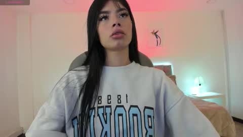 Snapshot of guggahell chatting on March 2026 12:07:01 PM Guggahell online show from March 2026 12:07:01 PM