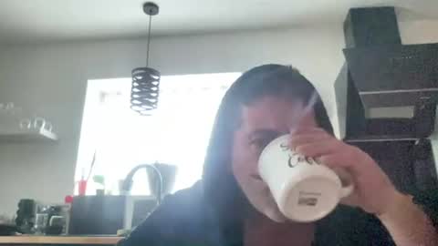 guil0 online show from October 2025 11:14:02 AM