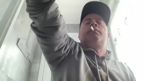 guil0 online show from March 2026 05:35:01 PM