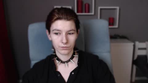 guitarandangell online show from December 2025 07:04:02 AM