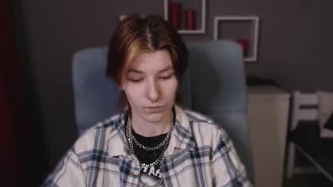 guitarandangell online show from January 2026 11:48:02 AM