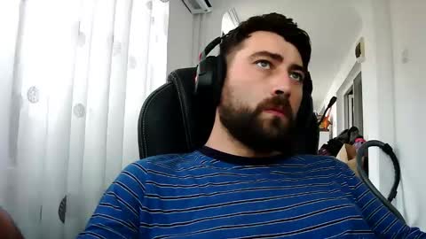 Snapshot of guliverreal chatting on December 2025 11:27:02 AM guliverreal online show from December 2025 11:27:02 AM