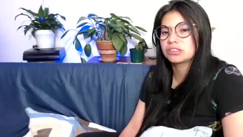 Vane blonde and Hazell black hair online show from January 2025 02:44:02 AM