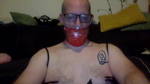 Snapshot of gummicasual chatting on February 2025 05:07:01 PM gummicasual online show from February 2025 05:07:01 PM