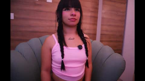 gummyluv online show from February 2026 06:39:01 PM