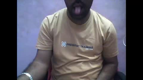 Snapshot of gury9476 chatting on October 2025 09:13:02 AM Preet online show from October 2025 09:13:02 AM