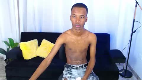 Snapshot of gusy_18 chatting on February 2026 08:35:02 PM Gusty online show from February 2026 08:35:02 PM