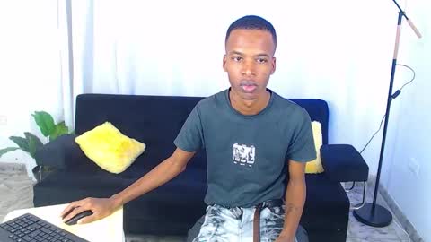 Snapshot of gusy_18 chatting on February 2026 08:16:01 PM Gusty online show from February 2026 08:16:01 PM