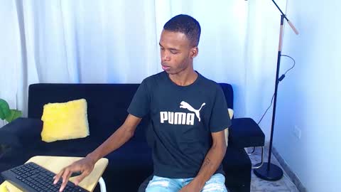 Snapshot of gusy_18 chatting on February 2026 08:27:01 PM Gusty online show from February 2026 08:27:01 PM