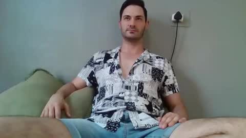 Snapshot of guyhardon chatting on March 2025 02:18:01 PM Guy Hardon online show from March 2025 02:18:01 PM