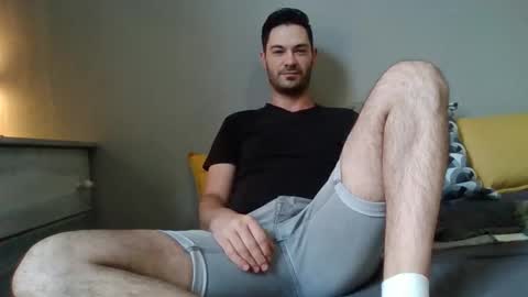 Snapshot of guyhardon chatting on January 2026 08:16:01 AM Guy Hardon online show from January 2026 08:16:01 AM